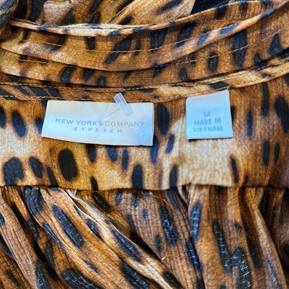 New York & Co animal print button down blouse - Picture 9 of 10